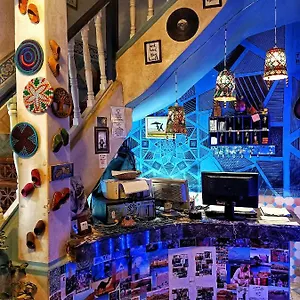  Albergue The Chill Art